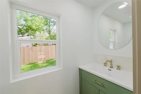 $439,000 | 1907 East 21st Street, Austin, TX 78722