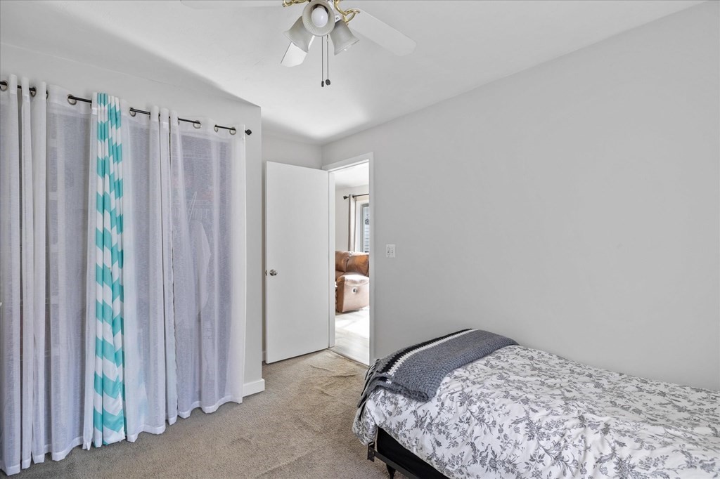 53 Mason Road Dudley, MA 01571 - Photo 24 of 33