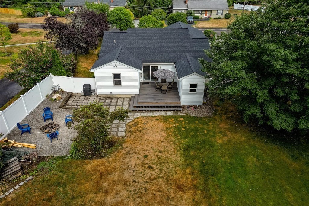 53 Mason Road Dudley, MA 01571 - Photo 6 of 33