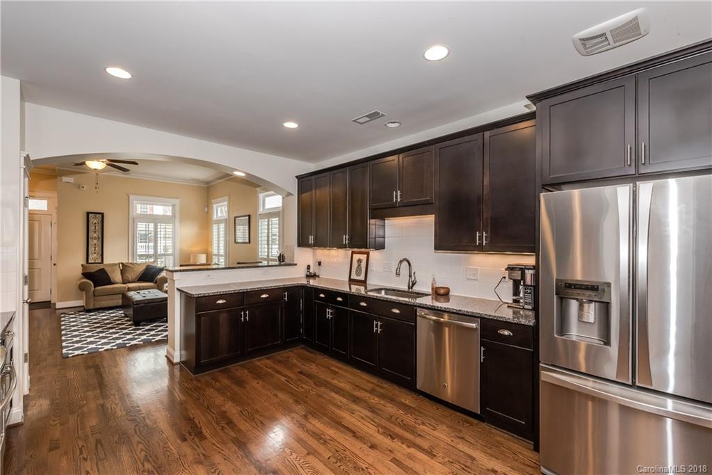 813 Elswick Court, Unit 1424 Fort Mill, SC 29708 - Photo 12 of 36 Gallery Image 12