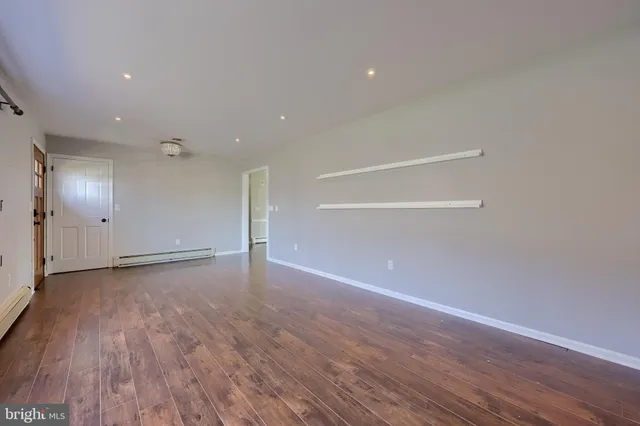 $475,000 | 21 Bittersweet Drive, Hershey, PA 17033