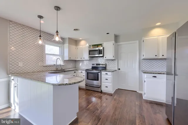 $475,000 | 21 Bittersweet Drive, Hershey, PA 17033