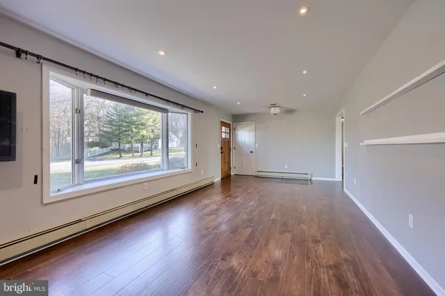 $475,000 | 21 Bittersweet Drive, Hershey, PA 17033