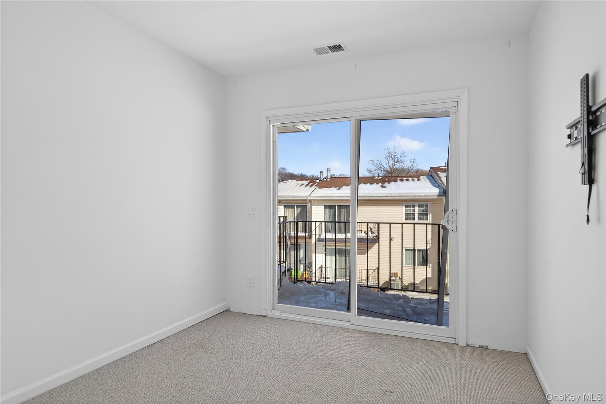 276 Temple Hill Road, Unit 1506 New Windsor, NY 12553 - Photo 16 of 26