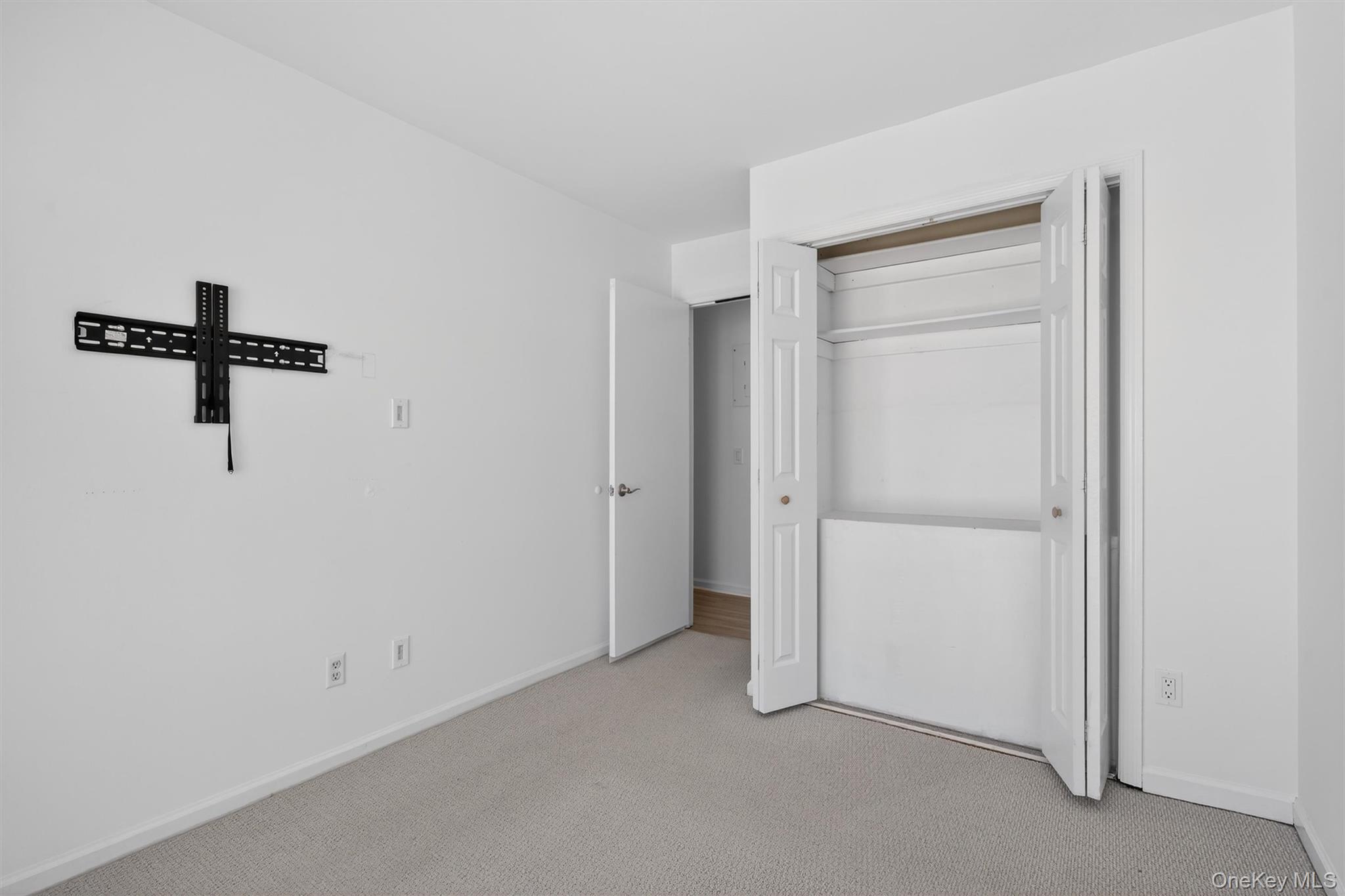 276 Temple Hill Road, Unit 1506 New Windsor, NY 12553 - Photo 17 of 26