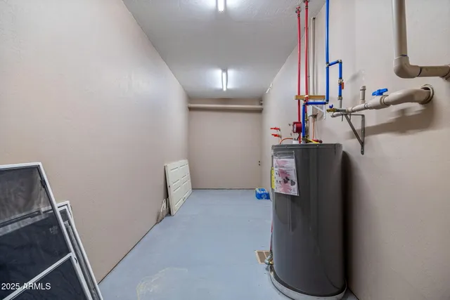 $1,500,000 | 31 East County Road, Nutrioso, AZ 85932