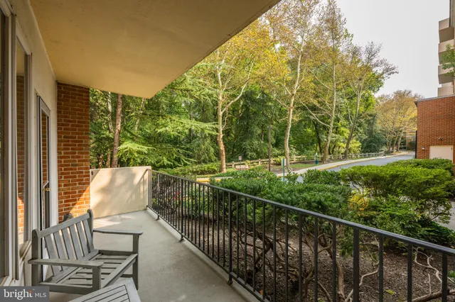 $725,000 | 8101 Connecticut Avenue, Unit N109, Chevy Chase, MD 20815