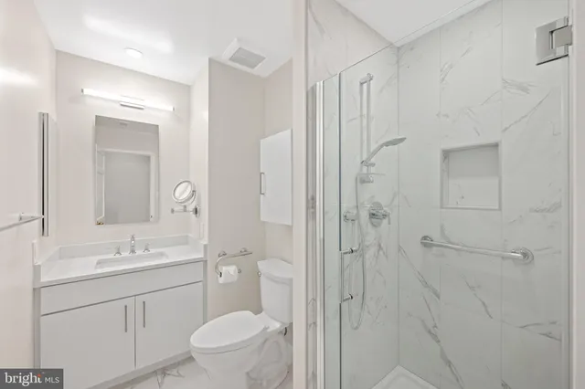 $725,000 | 8101 Connecticut Avenue, Unit N109, Chevy Chase, MD 20815