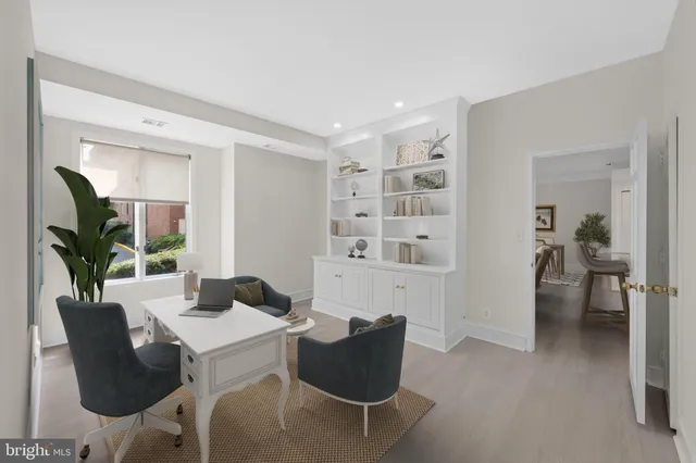 $725,000 | 8101 Connecticut Avenue, Unit N109, Chevy Chase, MD 20815