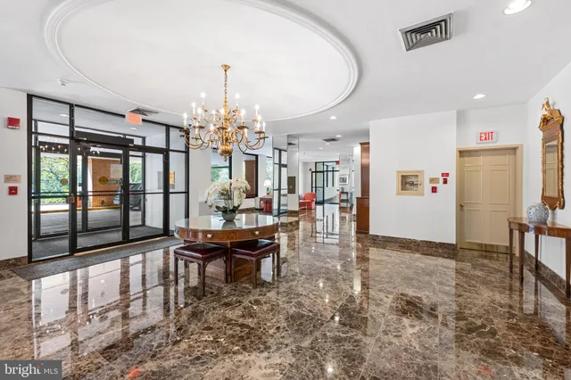 $725,000 | 8101 Connecticut Avenue, Unit N109, Chevy Chase, MD 20815