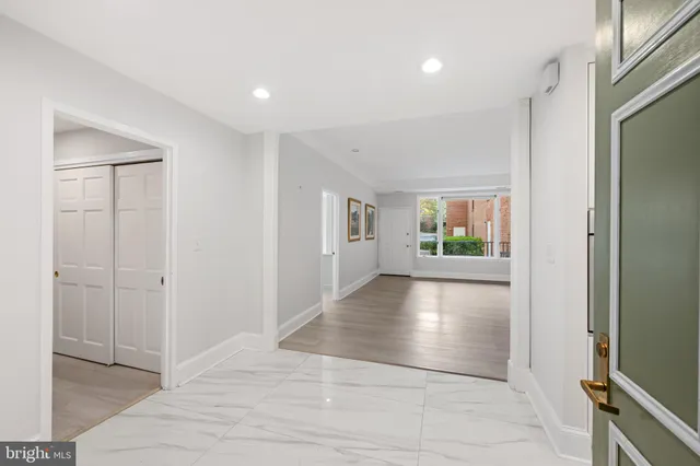 $725,000 | 8101 Connecticut Avenue, Unit N109, Chevy Chase, MD 20815