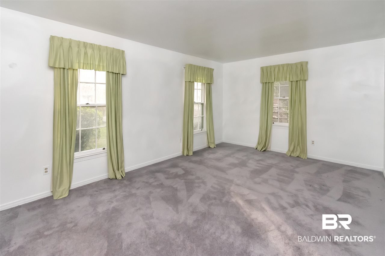 402 Coventry Way Mobile, AL 36606 - Photo 14 of 39