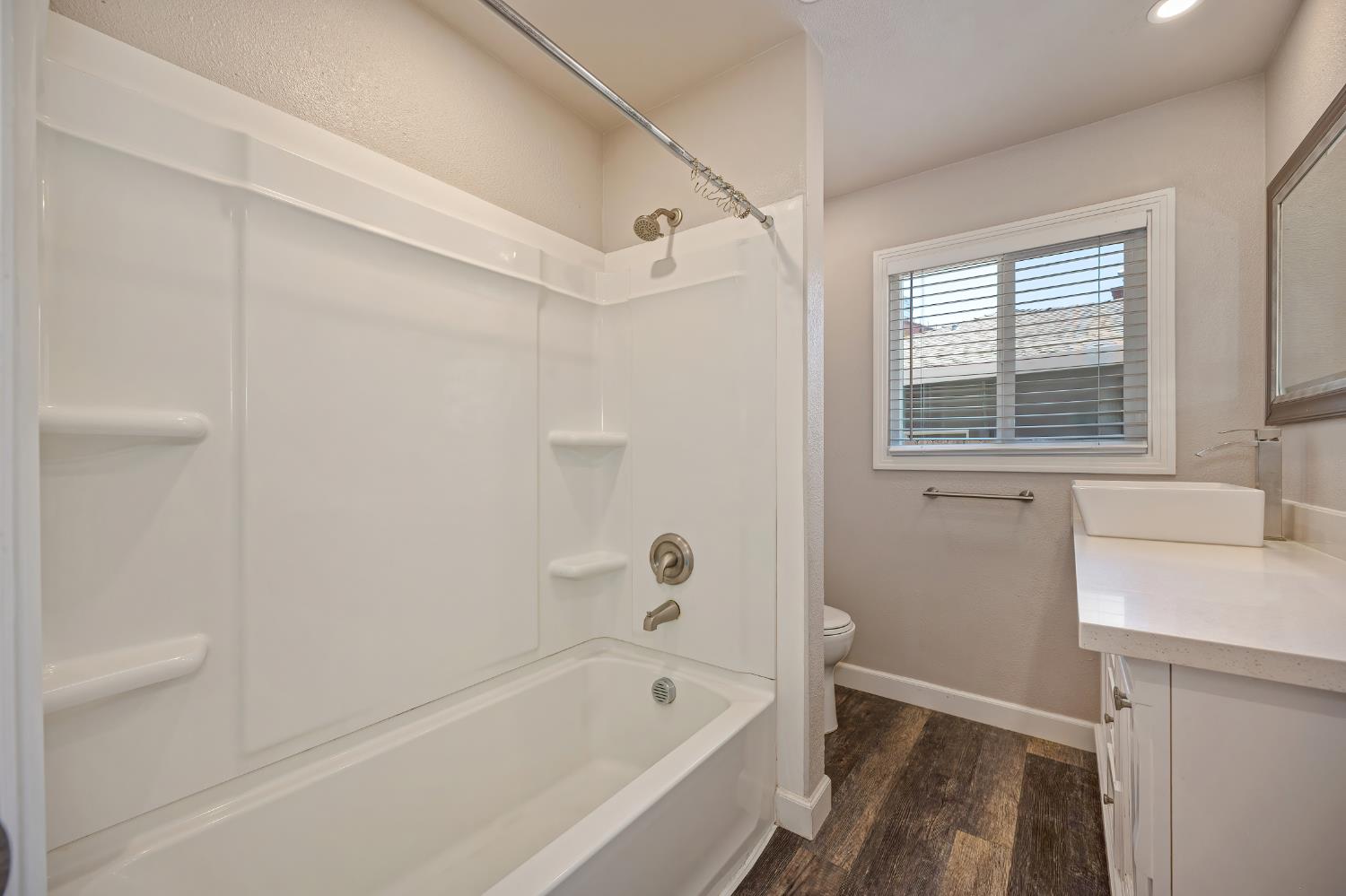 3256 Strevel Way Sacramento, CA 95821 - Photo 24 of 50