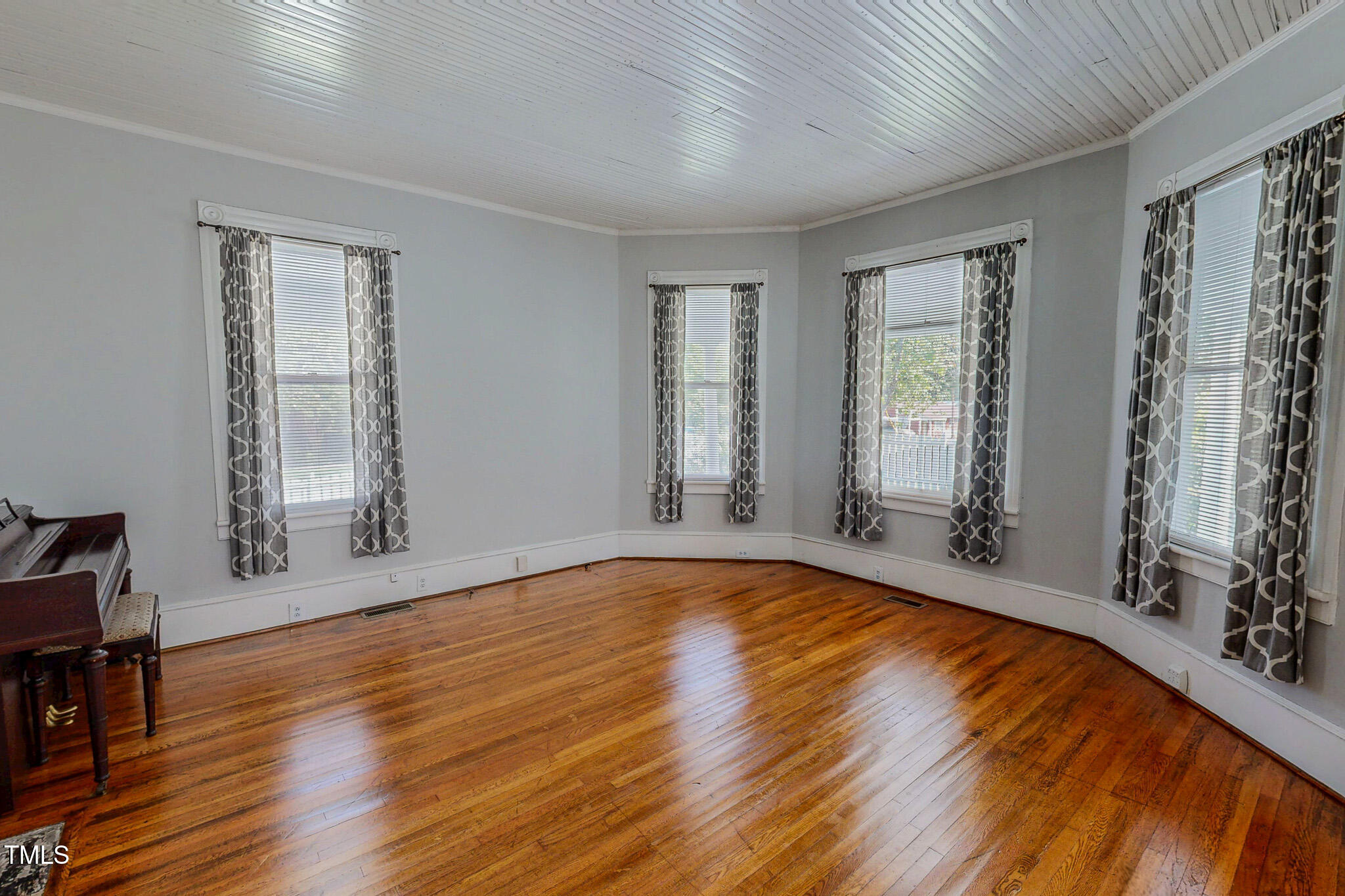 29 Oak Street Roxboro, NC 27573 - Photo 13 of 52 12