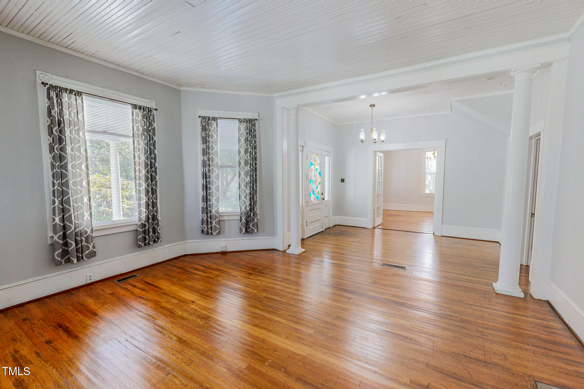 29 Oak Street Roxboro, NC 27573 - Photo 4 of 52 3