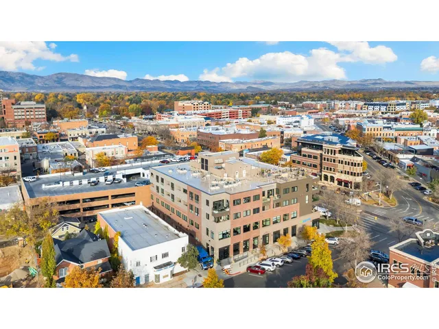 a picture of city view