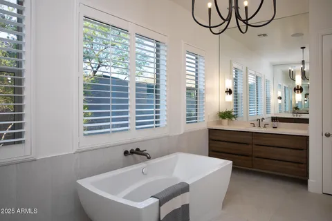 $2,225,000 | 10905 North 137th Street, Scottsdale, AZ 85259