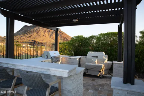 $2,225,000 | 10905 North 137th Street, Scottsdale, AZ 85259