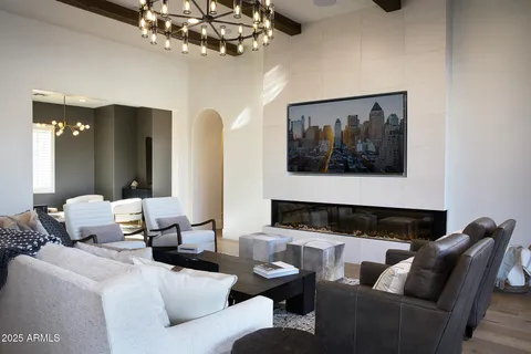 $2,225,000 | 10905 North 137th Street, Scottsdale, AZ 85259