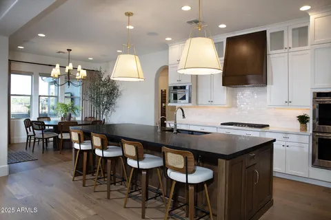 $2,225,000 | 10905 North 137th Street, Scottsdale, AZ 85259