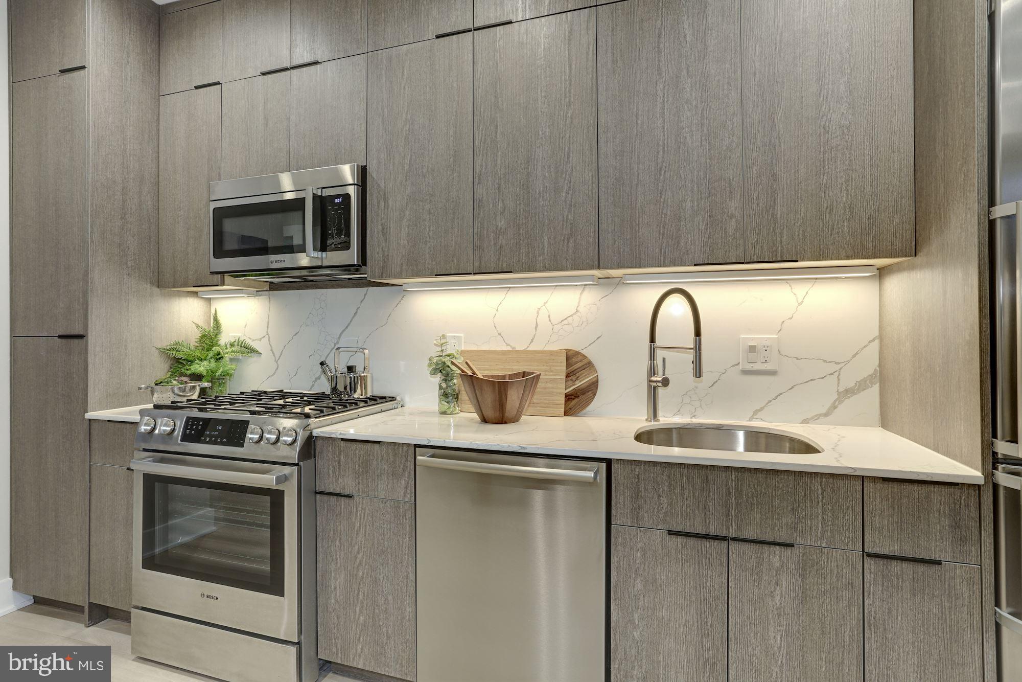 1747 T Street Northwest, Unit 1 Washington, DC 20009 - Photo 11 of 18