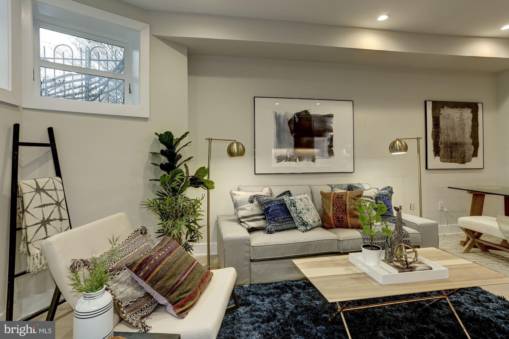 1747 T Street Northwest, Unit 1 Washington, DC 20009 - Photo 4 of 18