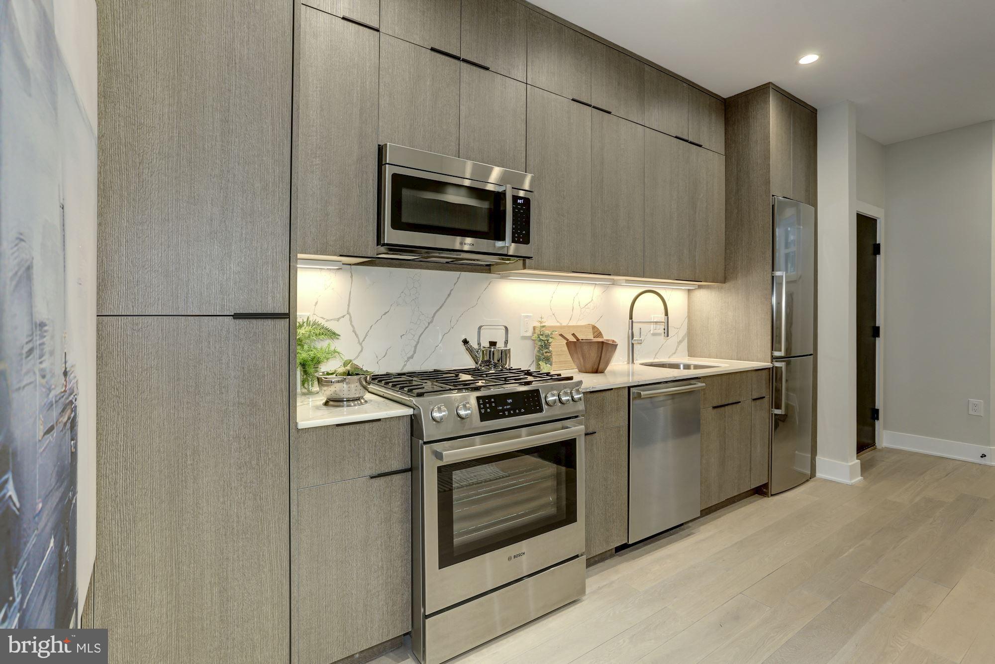 1747 T Street Northwest, Unit 1 Washington, DC 20009 - Photo 8 of 18