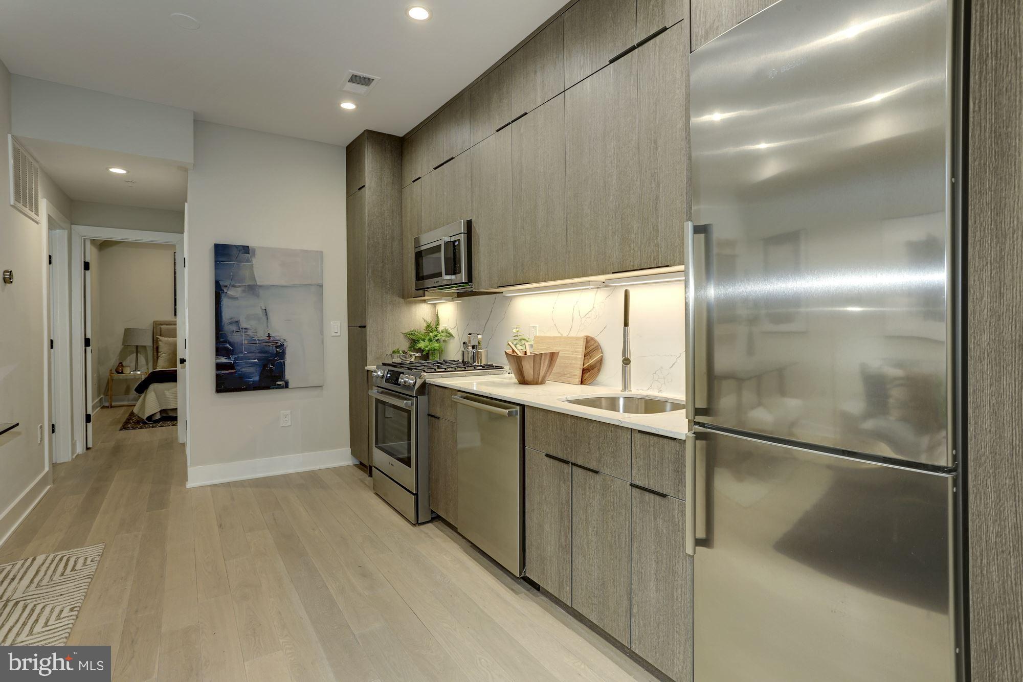 1747 T Street Northwest, Unit 1 Washington, DC 20009 - Photo 9 of 18