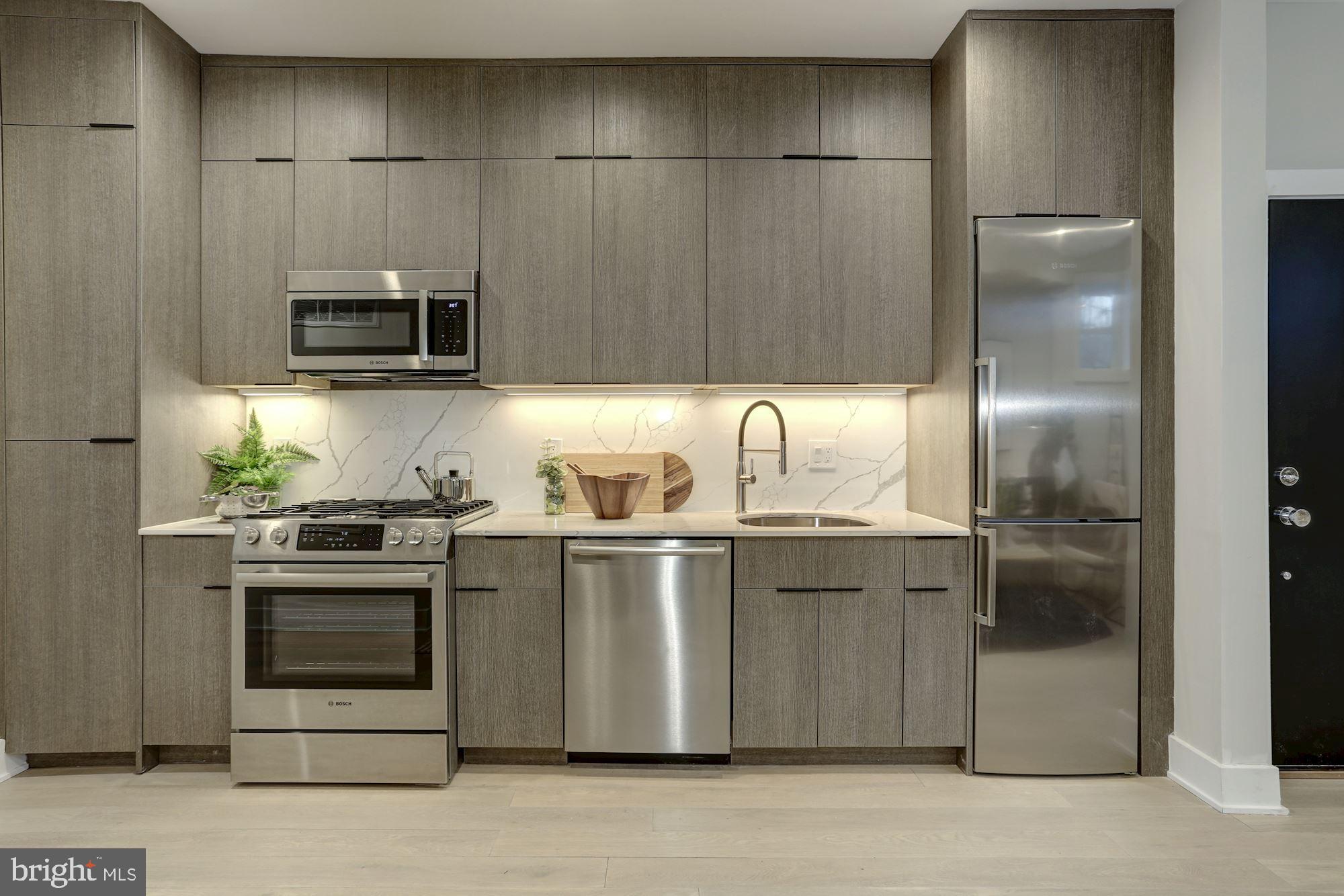 1747 T Street Northwest, Unit 1 Washington, DC 20009 - Photo 10 of 18