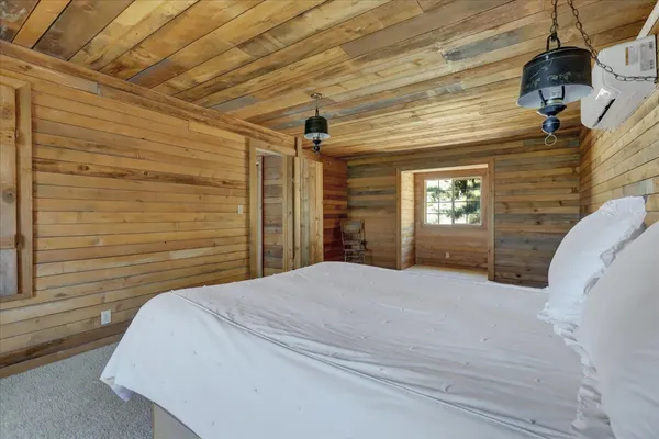 a view of an ocean from a yard