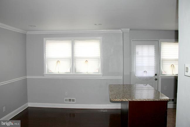 1540 Langford Road Baltimore, MD 21207 - Photo 5 of 20 Dining Room