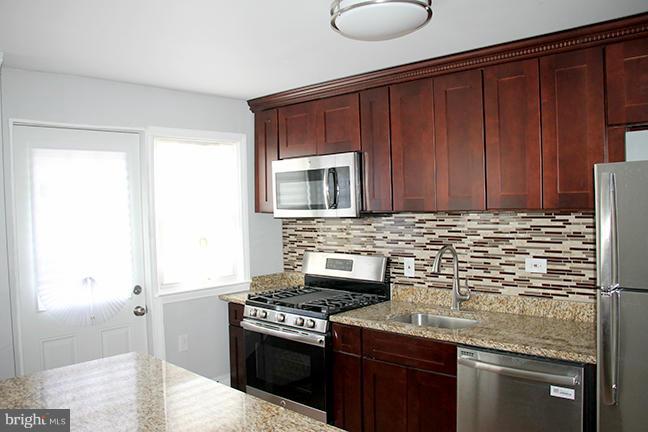 1540 Langford Road Baltimore, MD 21207 - Photo 6 of 20 Kitchen
