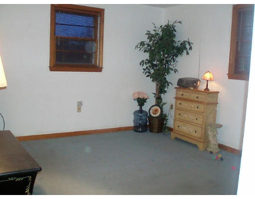 81 East Shore Road Holbrook, MA 02343 - Photo 14 of 30 Gallery Image 14