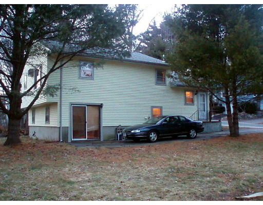 81 East Shore Road Holbrook, MA 02343 - Photo 3 of 30 Gallery Image 3