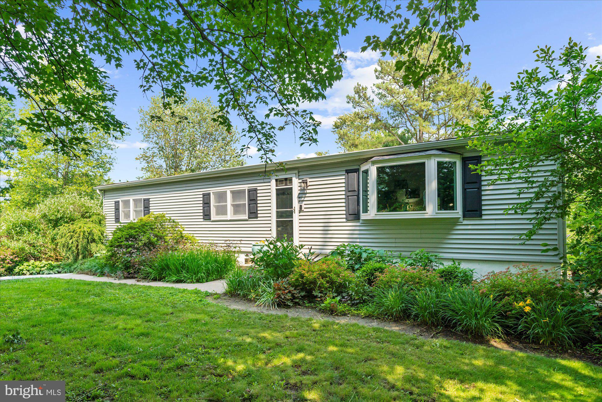 442 Layfield Road Perkiomenville, PA 18074 - Photo 2 of 36 Gallery Image 2
