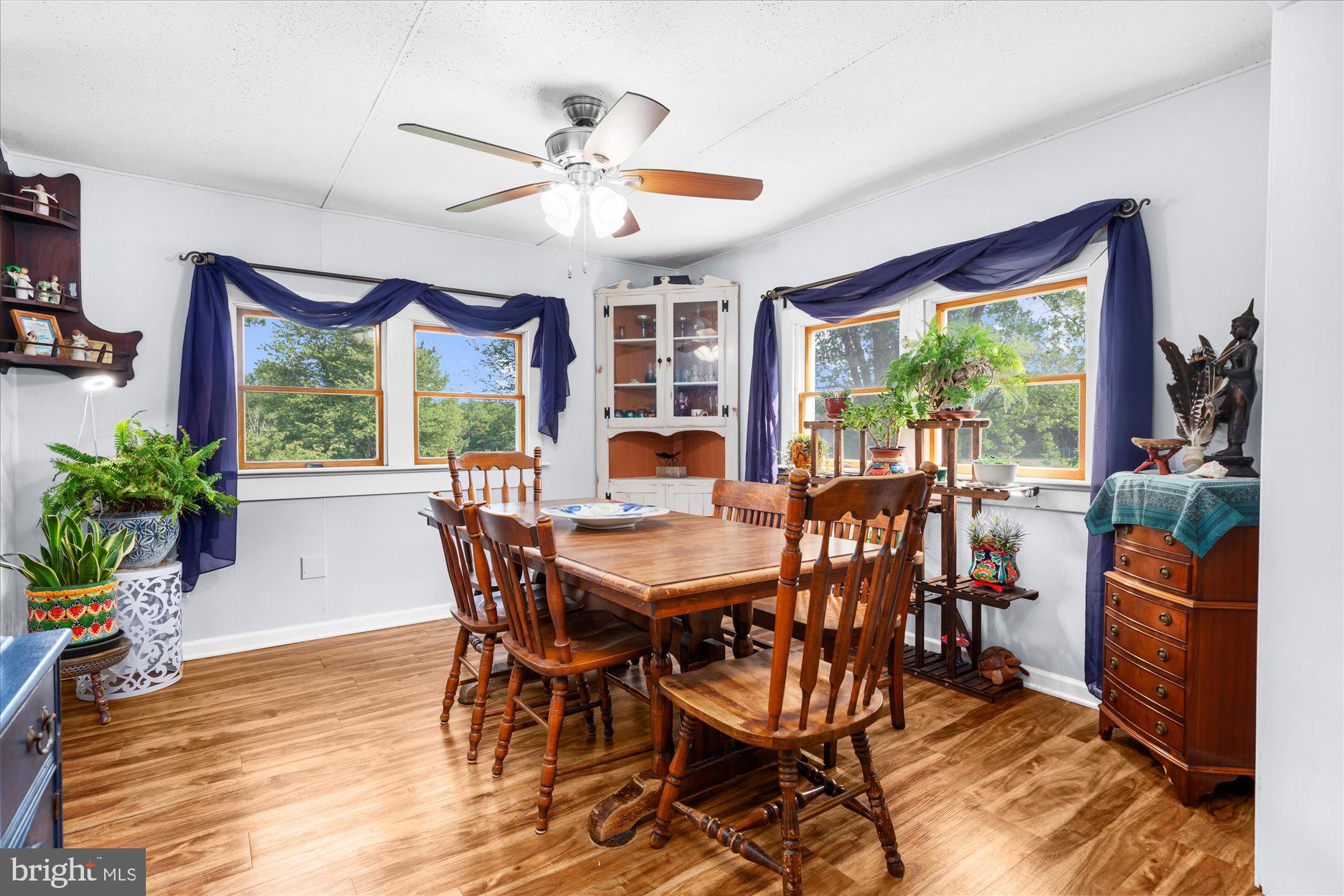 442 Layfield Road Perkiomenville, PA 18074 - Photo 6 of 36 Gallery Image 6