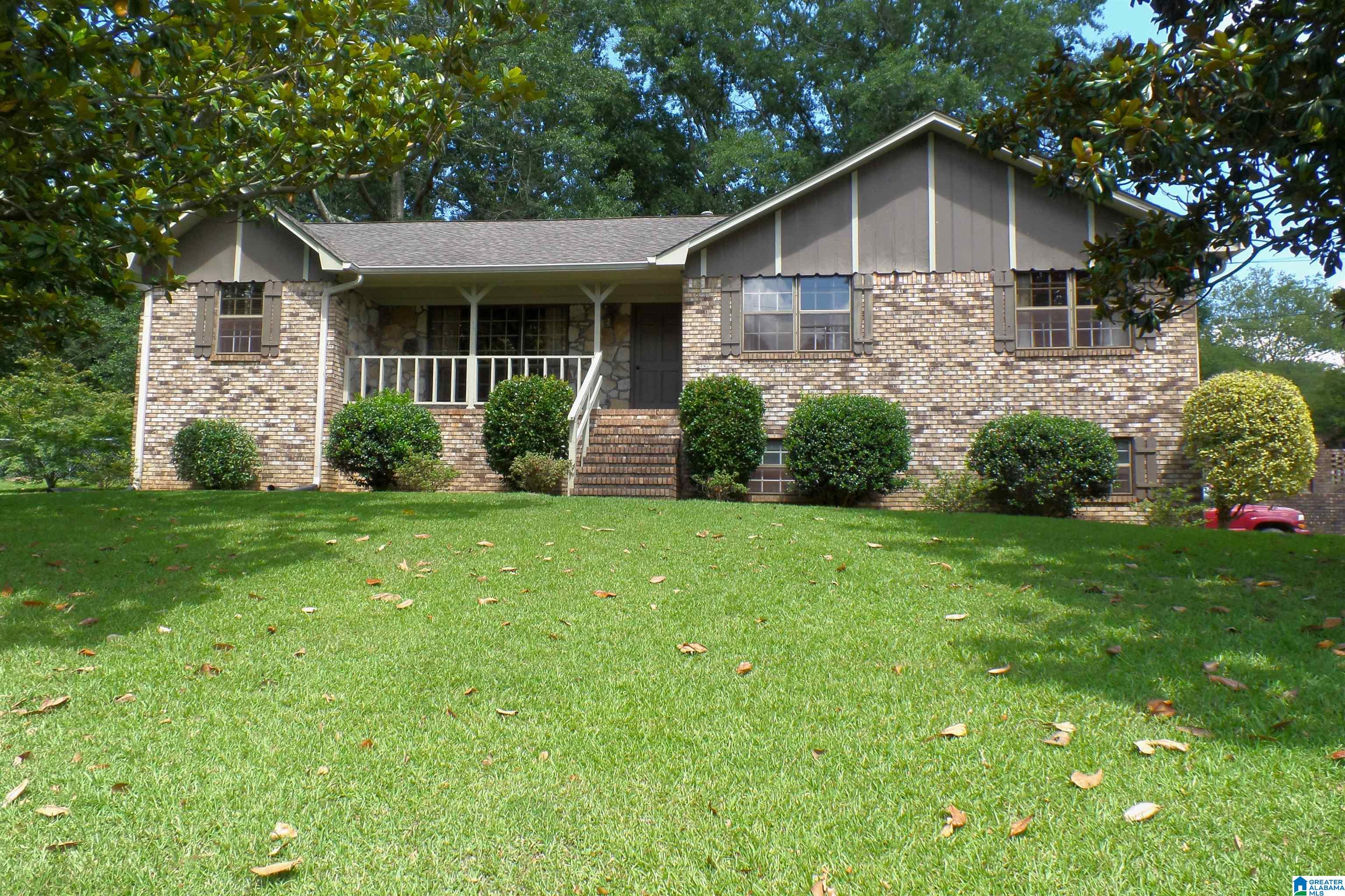 537 Pineywood Road Gardendale, AL 35071 - Photo 1 of 37