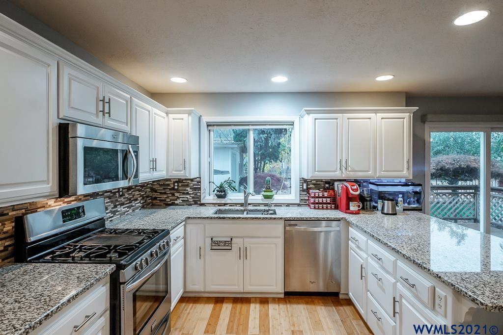 7879 Oneil Road Northeast Keizer, OR 97303 - Photo 10 of 34 Gallery Image 10