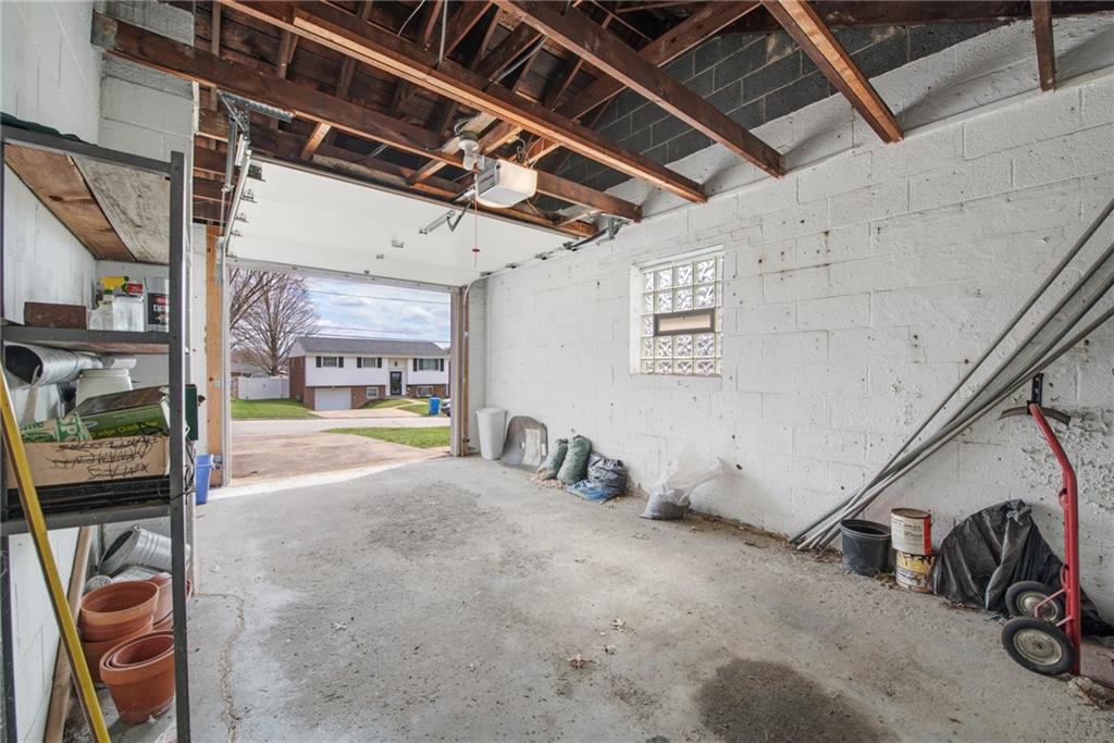 208 Eastern Drive Lower Burrell, PA 15068 - Photo 14 of 25