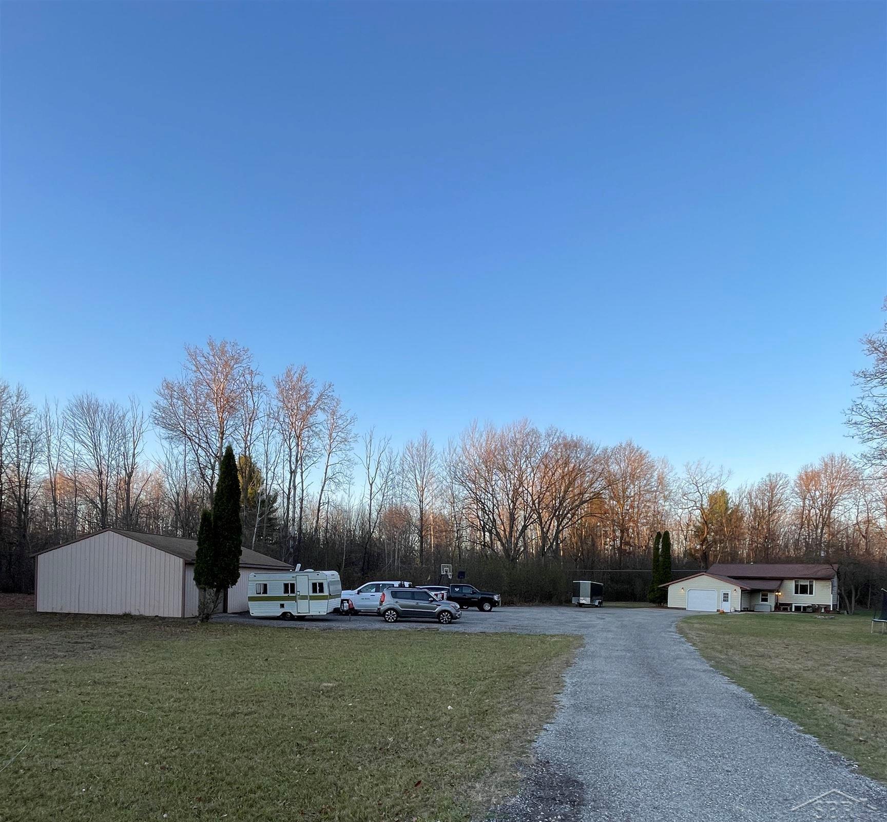 1570 West Prairie Road Midland, MI 48640 - Photo 7 of 27
