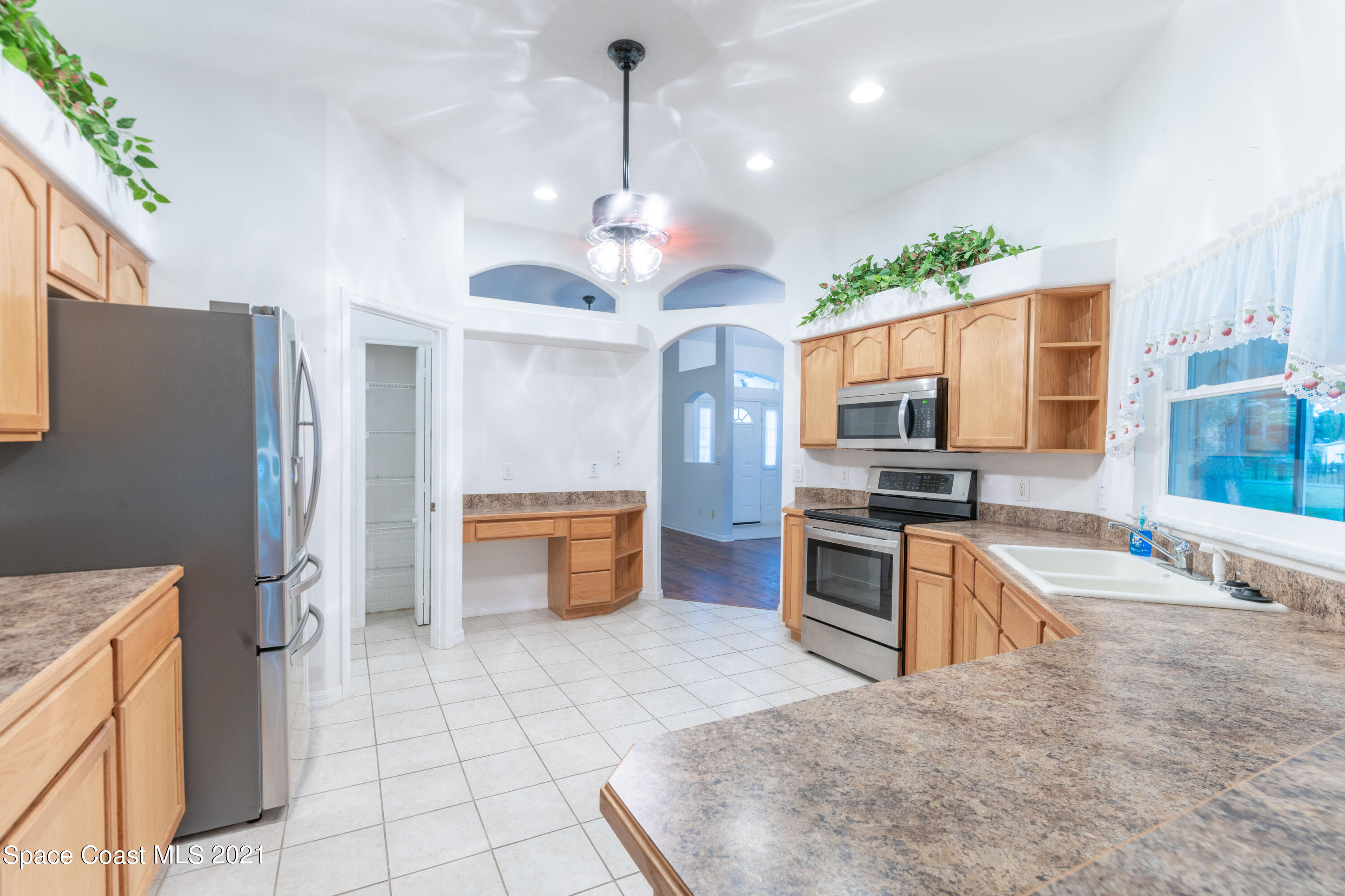 7428 Rodes Place Melbourne, FL 32904 - Photo 14 of 28 NZ7_9861