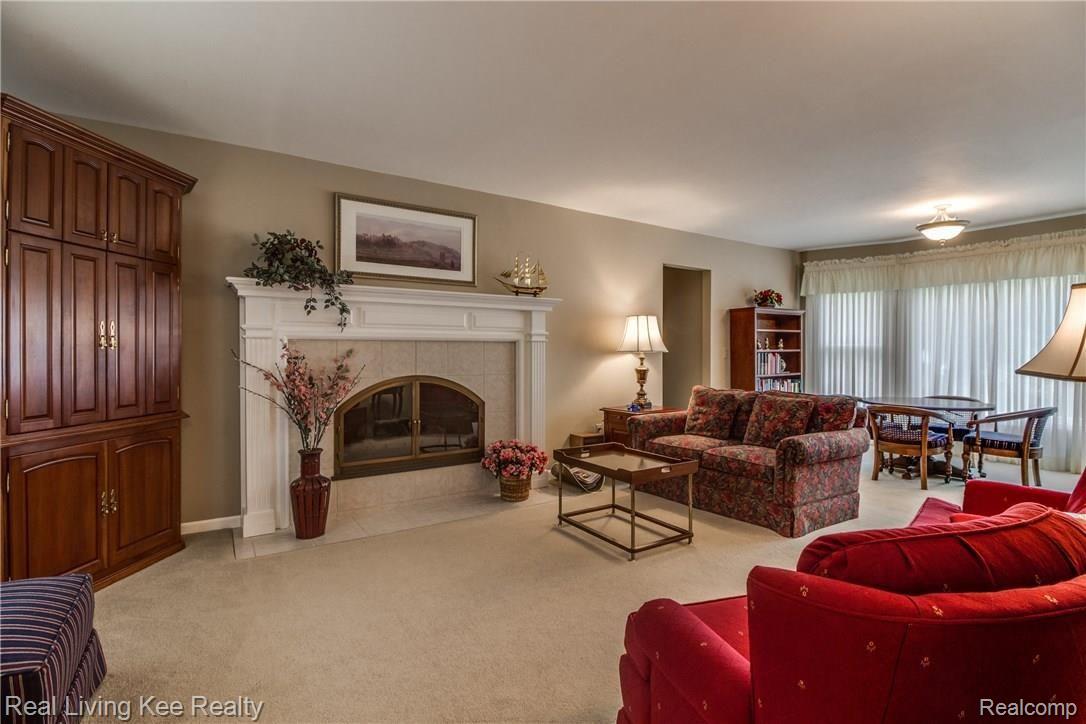 5101 Glengate Road Rochester, MI 48306 - Photo 25 of 59 25.jpg
