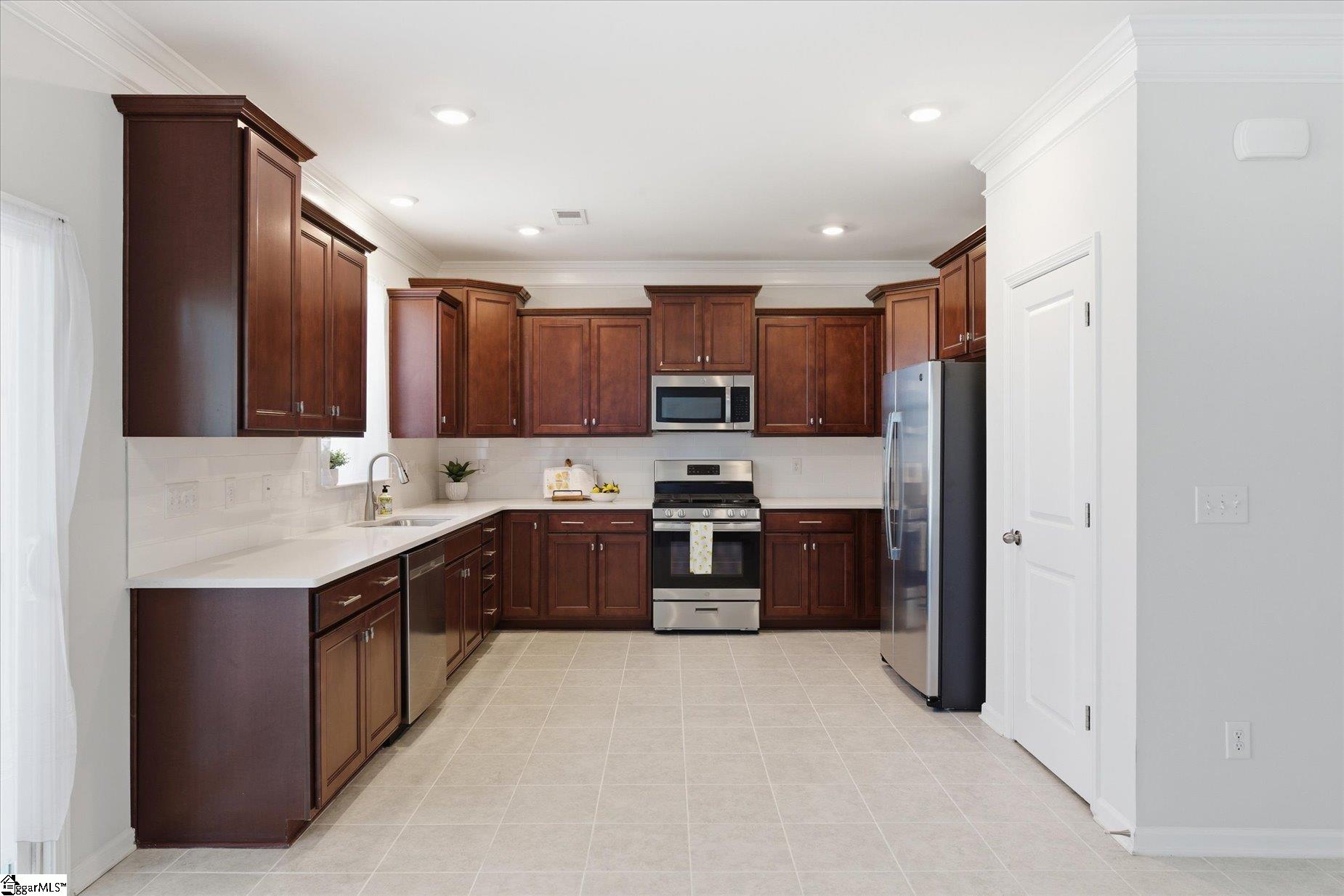 216 Nearmeadows Way Simpsonville, SC 29681 - Photo 16 of 49