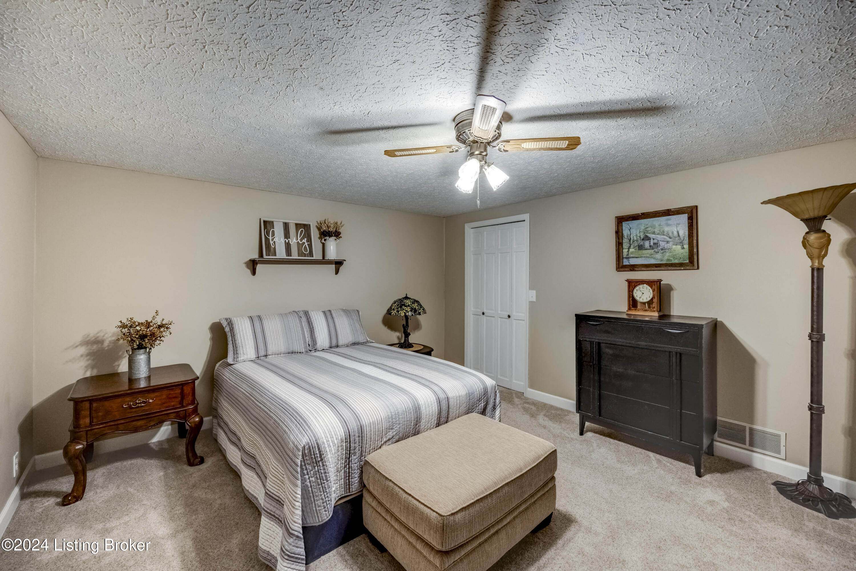 128 Marilyn Road Lebanon Junction, KY 40150 - Photo 43 of 48 2Y0A6656-A