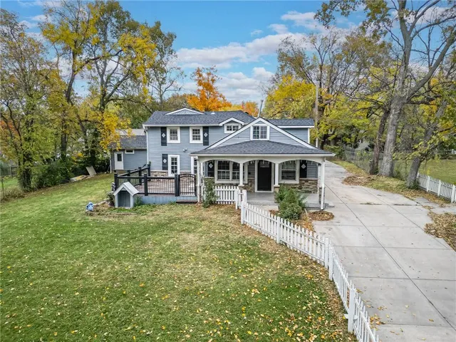 $319,950 | 9012 West 49th Street, Merriam, KS 66203