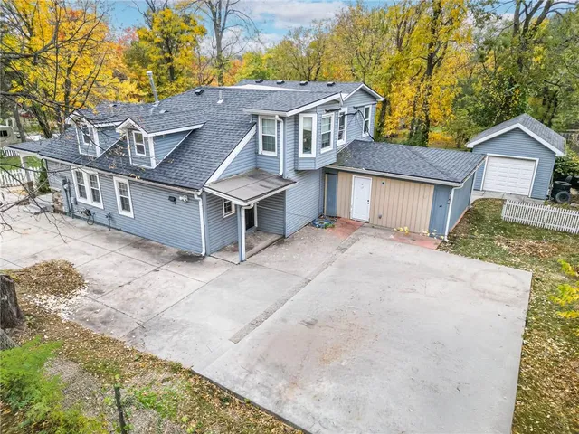 $319,950 | 9012 West 49th Street, Merriam, KS 66203