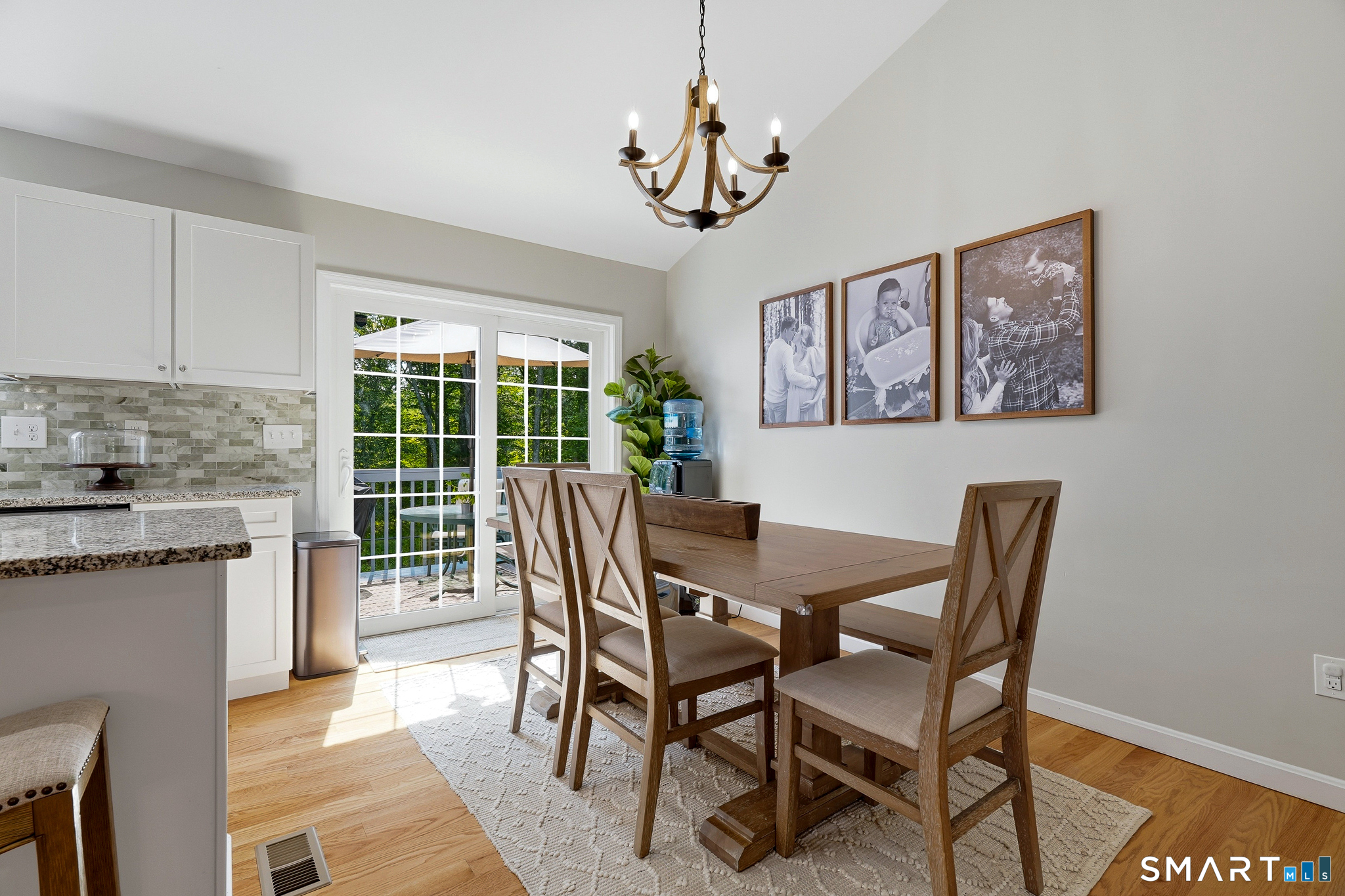 845 Old Colchester Road Montville, CT 06370 - Photo 11 of 38