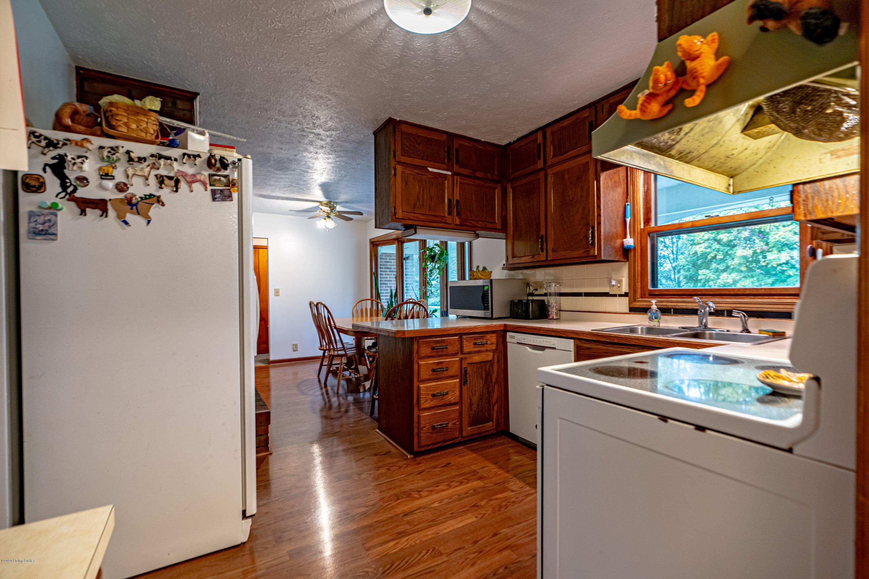 103 Helson Road Simpsonville, KY 40067 - Photo 18 of 30 Kitchen