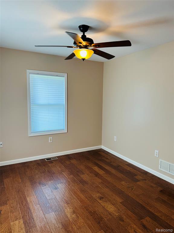 11270 Rushton Road, Unit 1 South Lyon, MI 48178 - Photo 21 of 26 Gallery Image 21