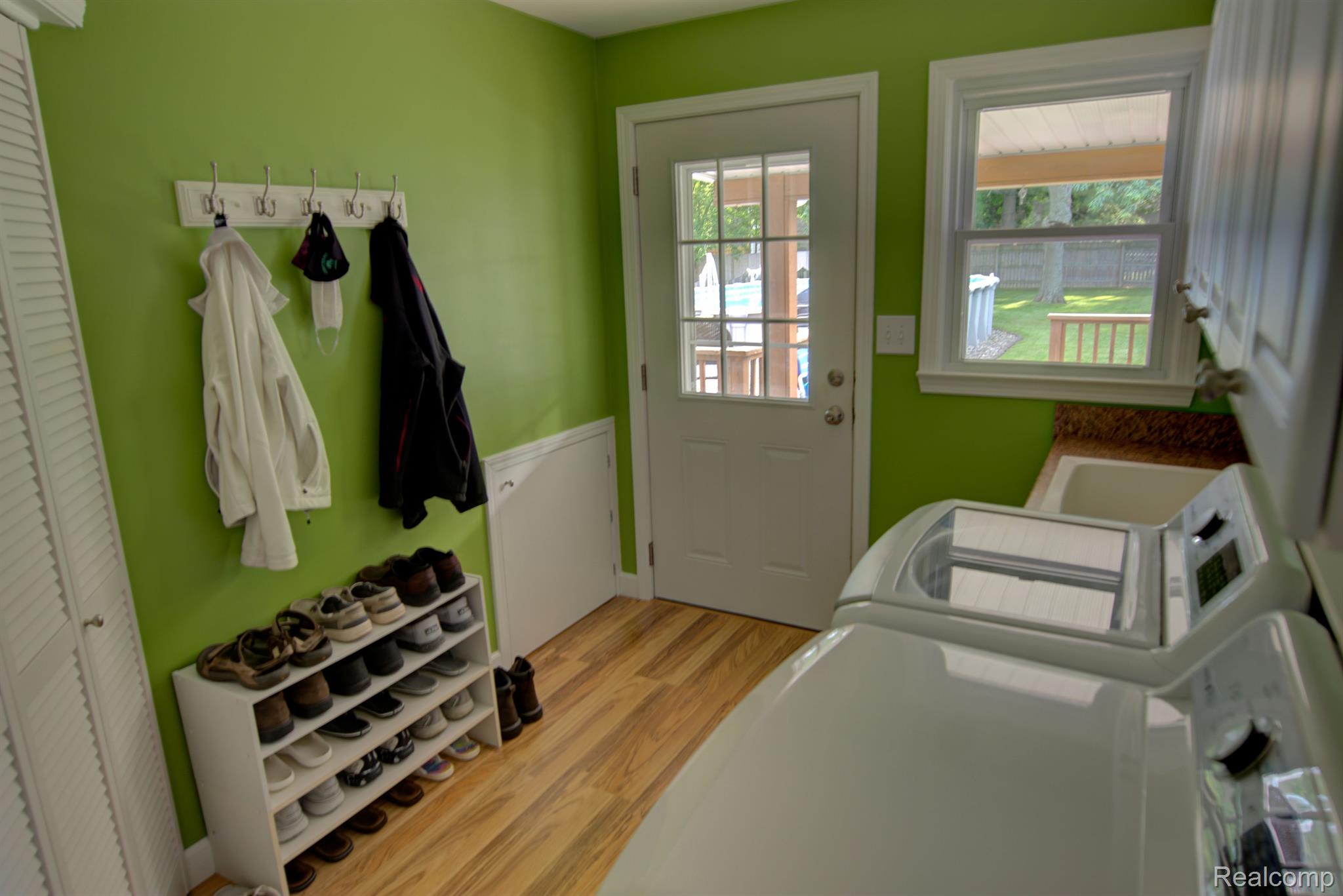 212 Elms Road Flushing, MI 48433 - Photo 12 of 41 Gallery Image 12